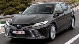 TOYOTA Camry Híbrido Luxury Aut.