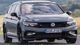 VOLKSWAGEN Passat Variant 2.0 TSI R-Line DSG7
