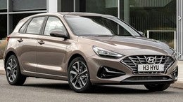 HYUNDAI i30 1.5 DPI Essence 110