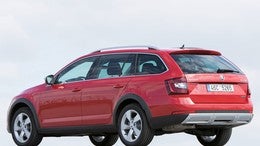 SKODA Scout 2.0 TSI DSG 4x4