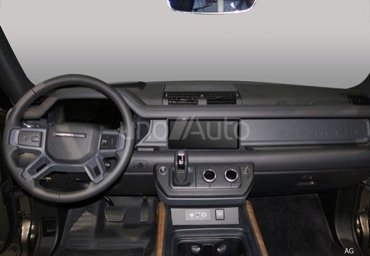 Defender 130 3.0D l6 MHEV X- Dynamic SE AWD Aut. 250