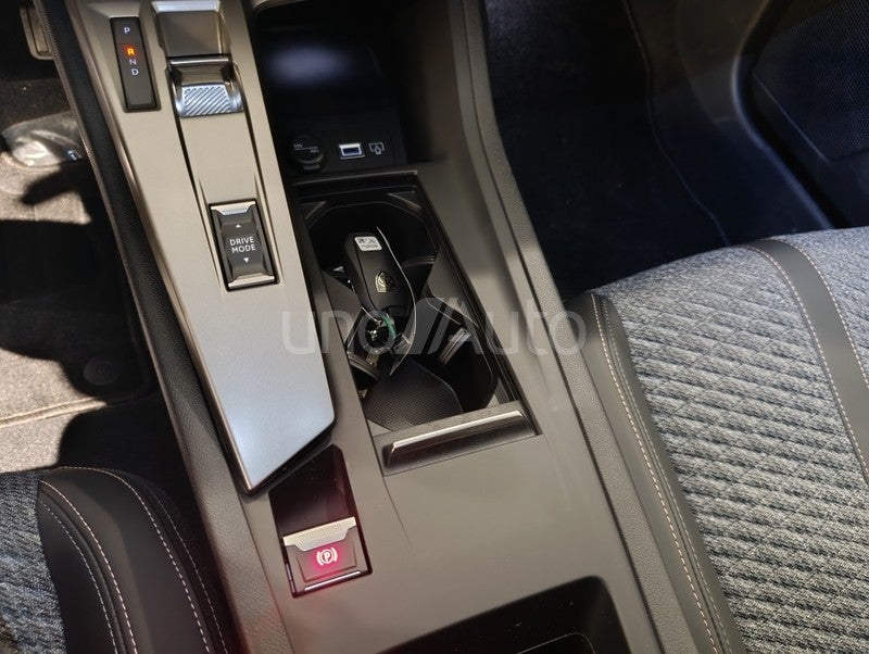 308 Allure Eléctrico 156 115Kw