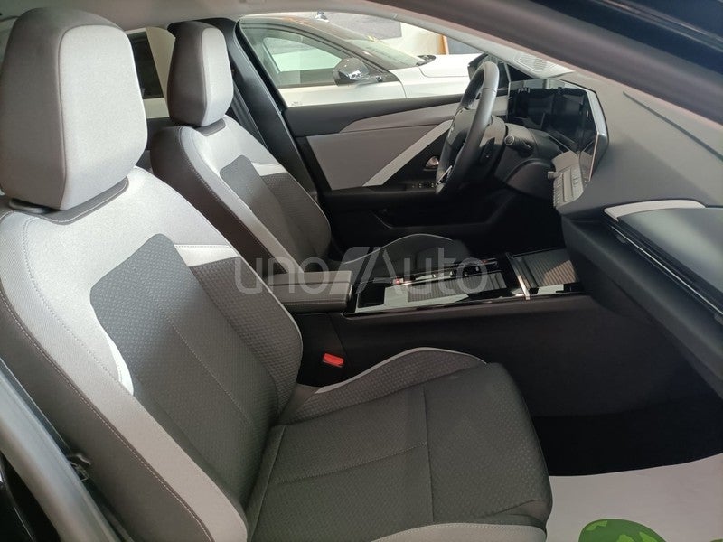 Astra 1.2T XHT Hybrid eDCT6 S/S Tech Edition 136