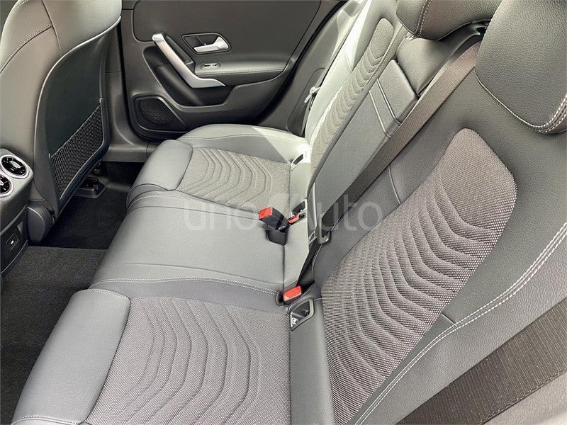 CLASE A 250 e con tecnología híbrida EQ