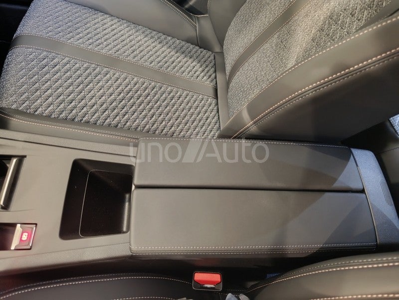 308 Allure Eléctrico 156 115Kw