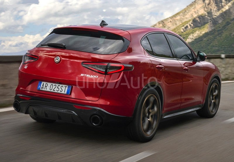 Stelvio 2.2 Sprint RWD Aut. 160