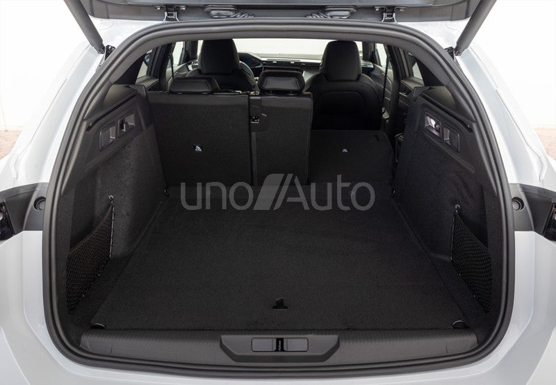 308 SW Allure Eléctrico 156 115Kw