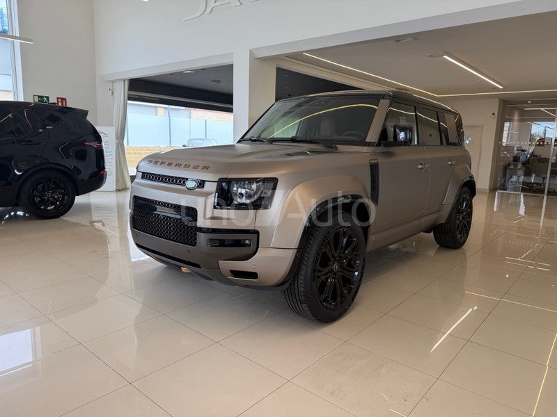 Defender 110 4.4 V8 MHEV Octa AWD Aut. 635