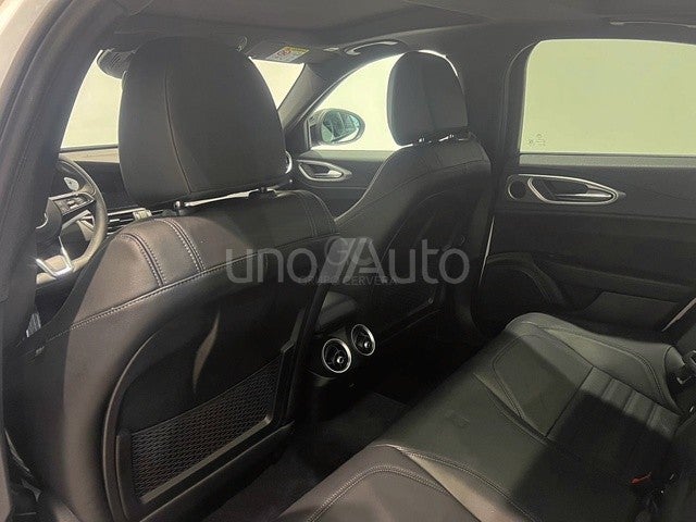 Giulia 2.0 Veloce Q4 Aut. 280