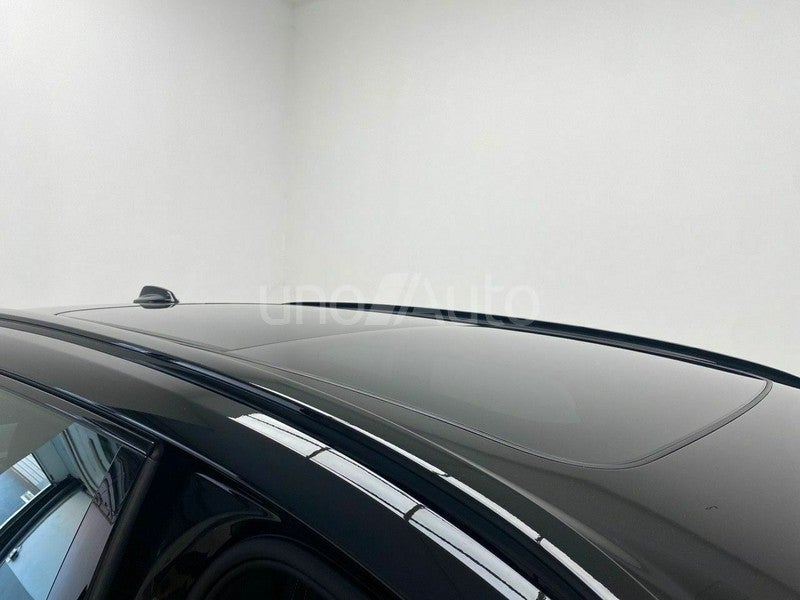 2.0 T6 AWD Recharge Plus Black Ed AT