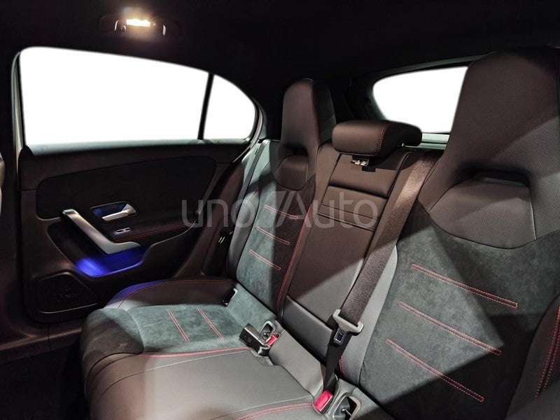 CLASE A 250 e con tecnología híbrida EQ