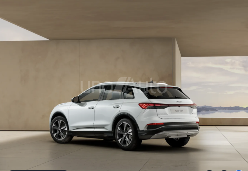 Q4 e-tron 45 Genuine edition 210kW 82KWh