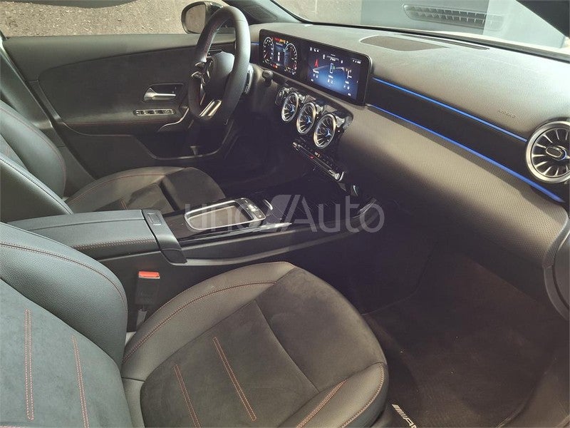 CLASE A 250 e con tecnología híbrida EQ