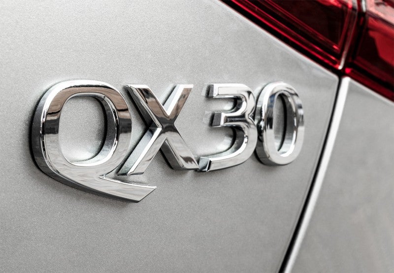 QX30 2.2d Premium AWD 7DCT