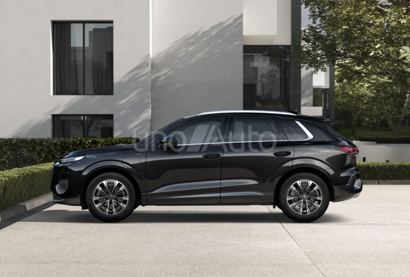 Q3 e-hybrid Advanced S tronic 200kW