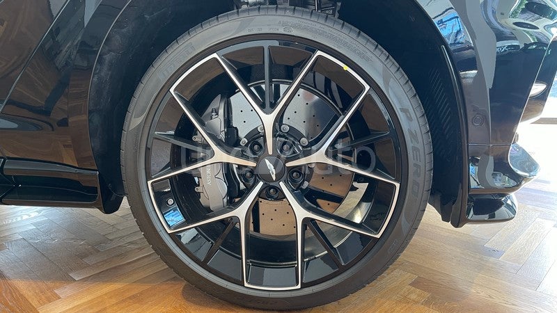 4.0 V8 707 Auto