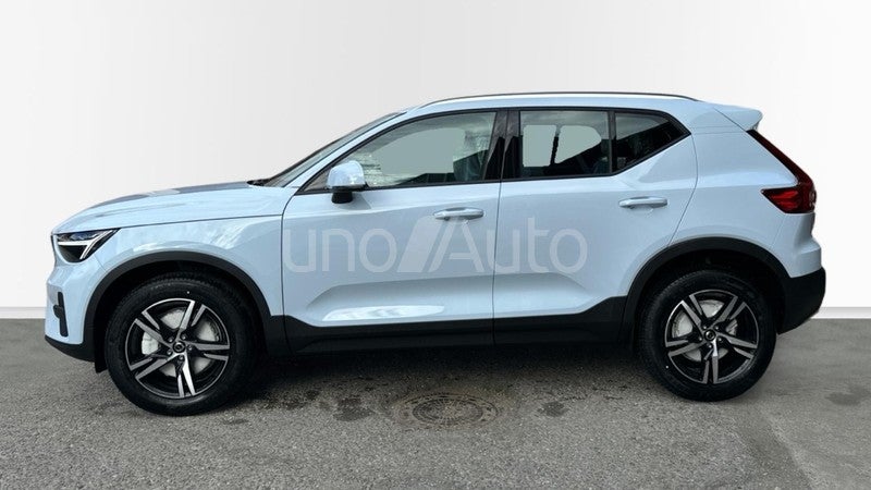 XC40 2.0 B3 MHEV CORE DCT 163 5P