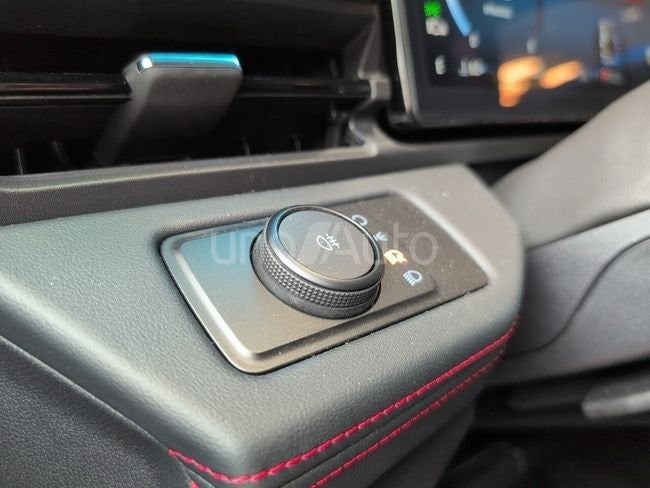 1.0 EcoBoost 125cv ST-Line X MHEV