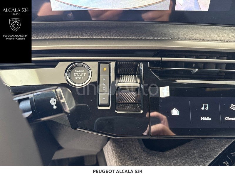 3008 Hybrid 136 Allure eDCS6