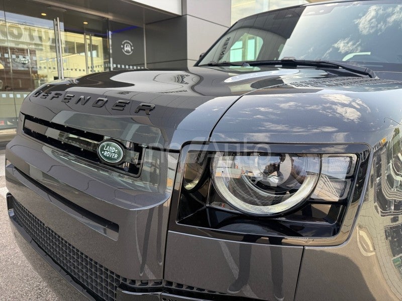 Defender 110 3.0 I6 MHEV X-Dynamic HSE AWD Aut. 400
