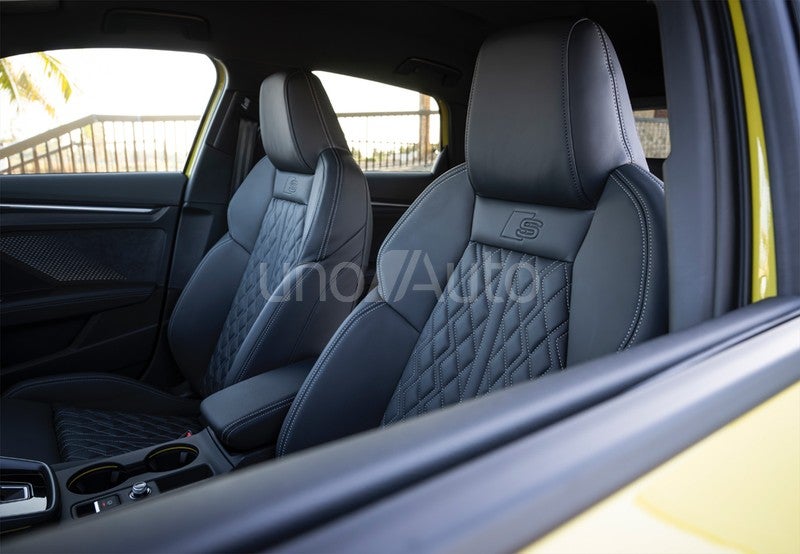 A3 Allstreet 40 TFSIe Genuine S-tronic