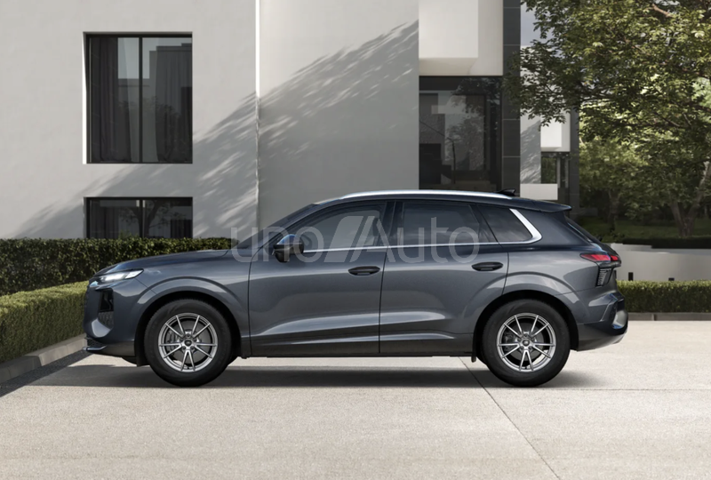 Q3 2.0 TDI Business S tronic 110kW