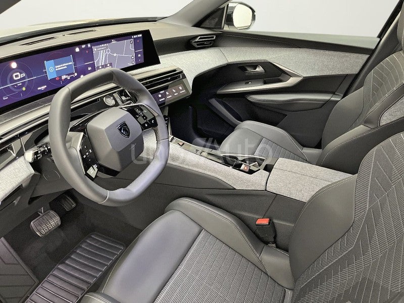 Hybrid 1.2 100KW Allure eDCS6