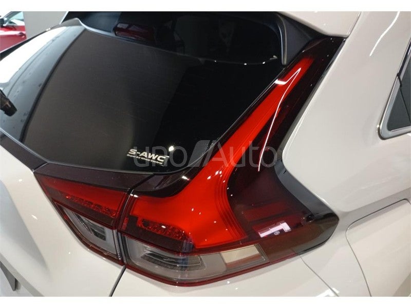 ECLIPSE CROSS PHEV Kaiteki 4WD