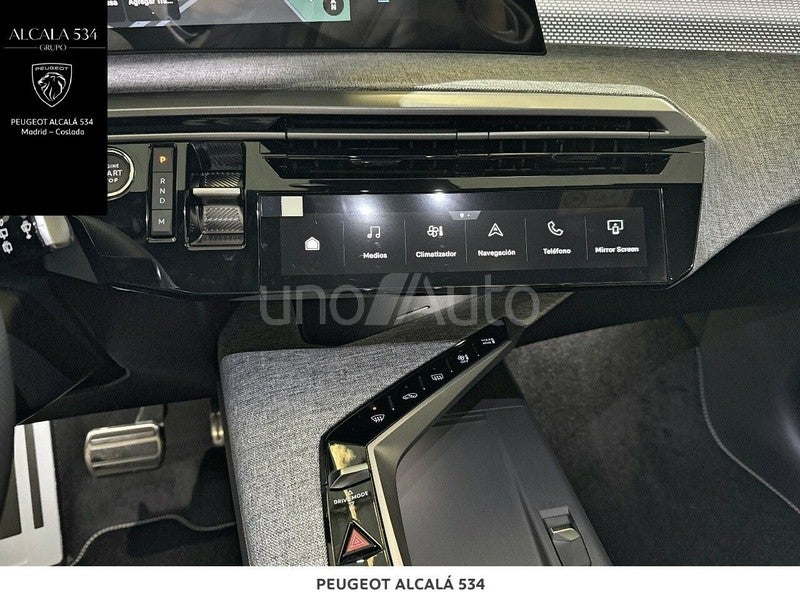 5008 Eléctrico GT 157kW