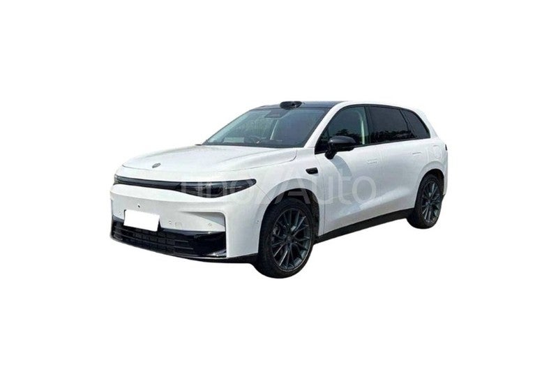 REEV 28.4 kWh Design Auto