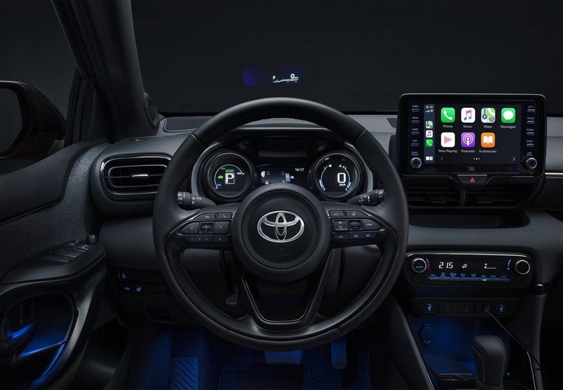 TOYOTA Yaris