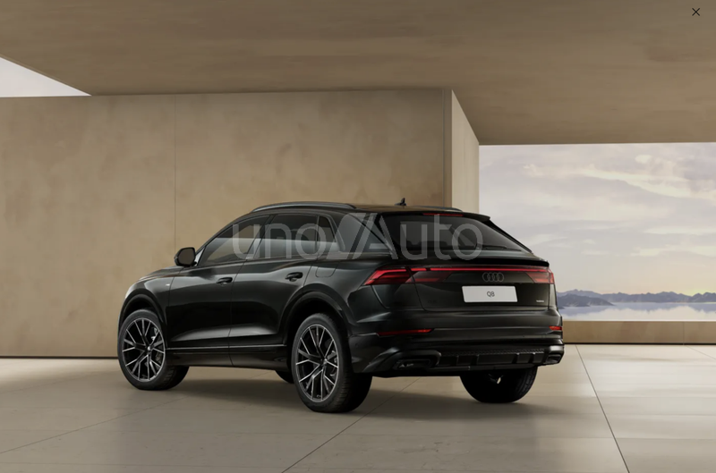 Q8 55 TFSIe Black line quattro tiptronic