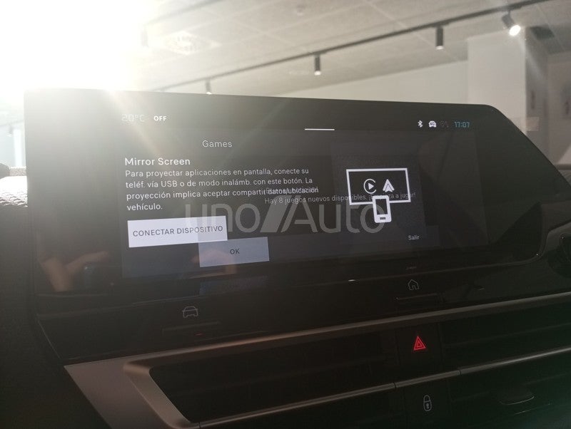 C4 Hybrid Business Edition eDSC6 136