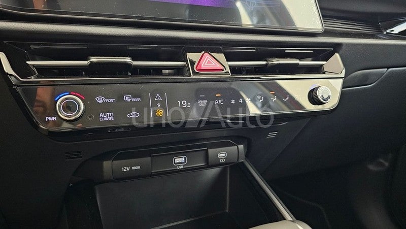 KIA Niro 1.6 GDi HEV 95kW (129CV) Concept