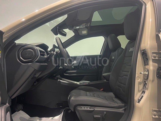 Avenger 1.2 Ehybrid Overland 4xe 107KW