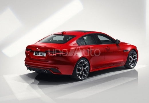 XE 2.0 I4 R-Dynamic SE RWD Aut. 250