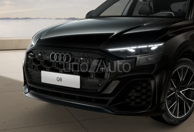 Q8 55 TFSIe Black line quattro tiptronic
