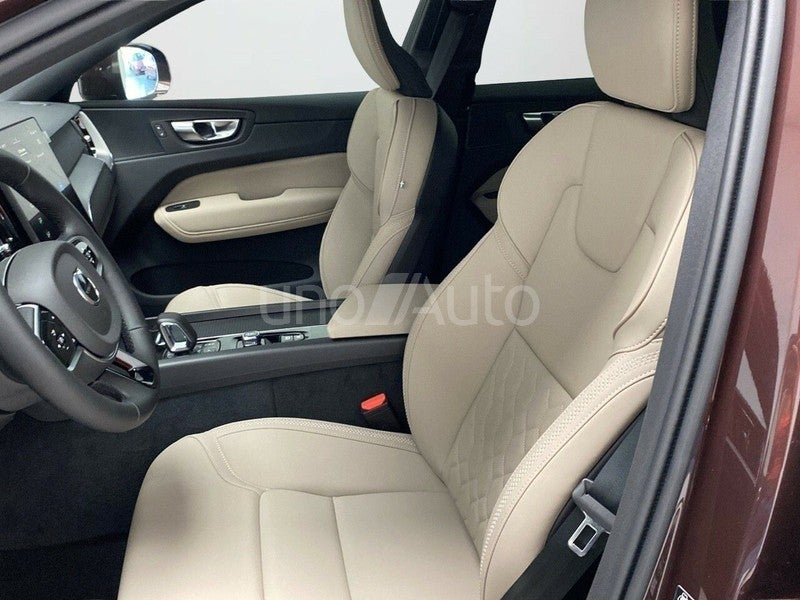 2.0 B5 G MHEV Core Auto AWD