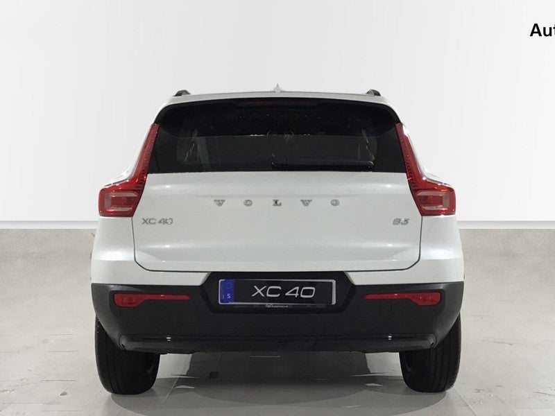 XC60 B4 Plus Dark FWD Aut.