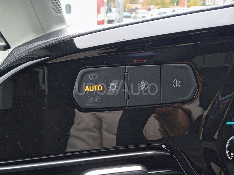 Tourneo Connect 1.5 Ecoboost LWB L2 Titanium Aut.