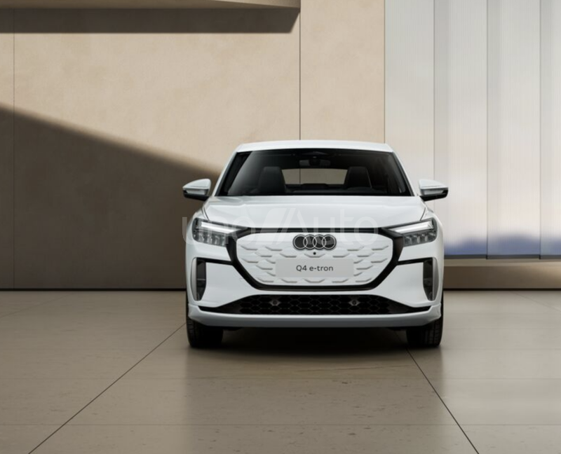 Q4 e-tron Sportback quattro S line 220kW 82KWh