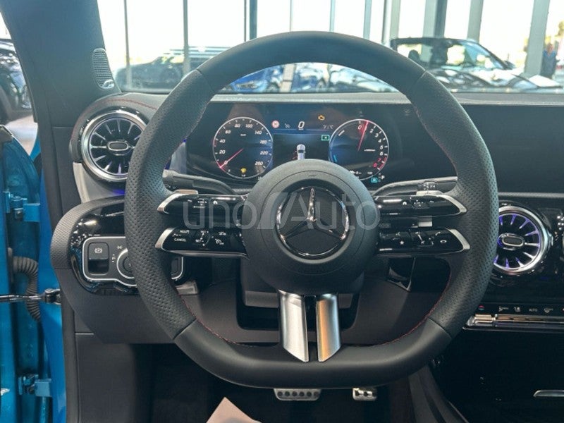 CLA 250 e Coupé con tecnología híbrida EQ