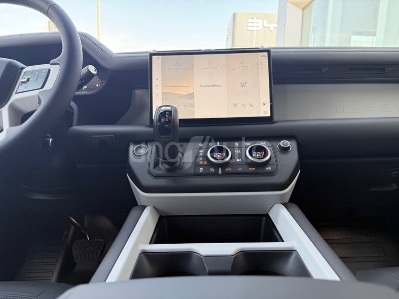 Defender 110 3.0 I6 MHEV X-Dynamic HSE AWD Aut. 400