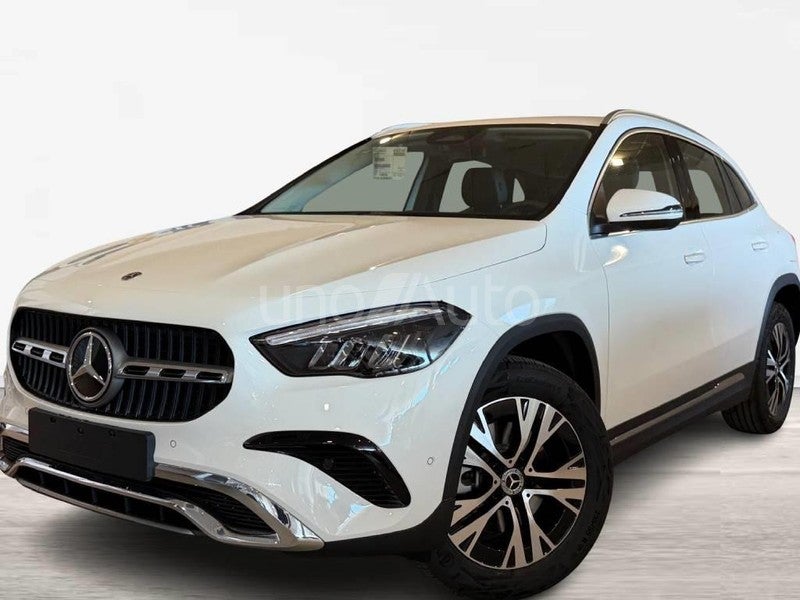 CLASE GLA 250 e con tecnología híbrida EQ