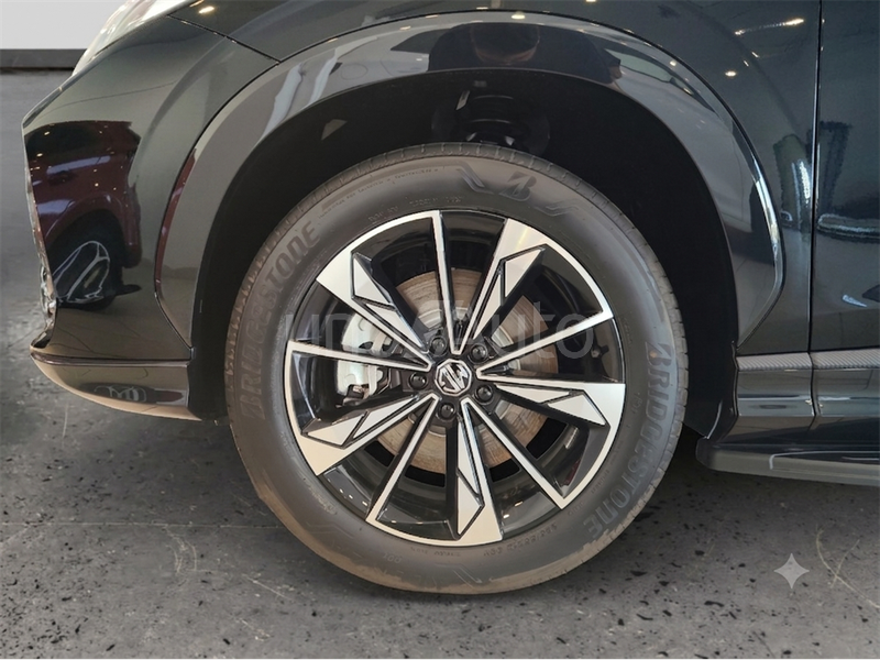 1.5T PLUG IN HYBRID LUXURY