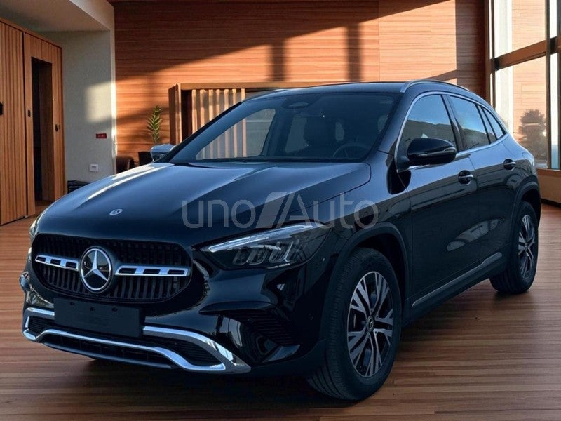 GLA 200d 8G-DCT