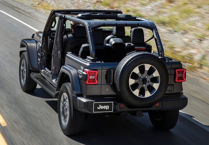 Wrangler Unlimited 2.0T GME Sahara 8ATX