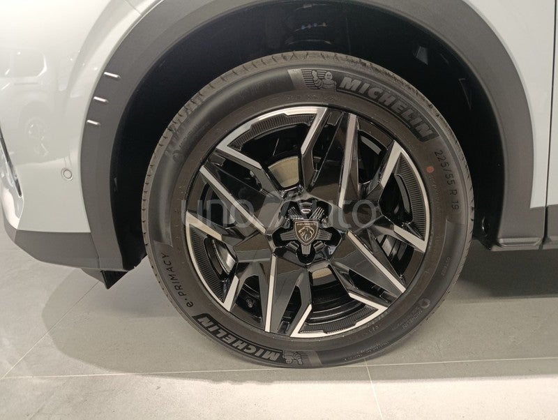 3008 Hybrid GT Exclusive eDCS6 145