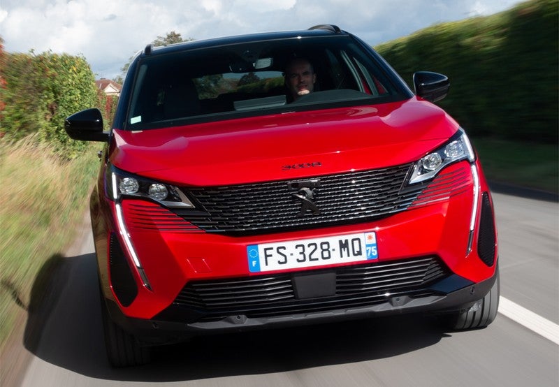 PEUGEOT 3008 SUV