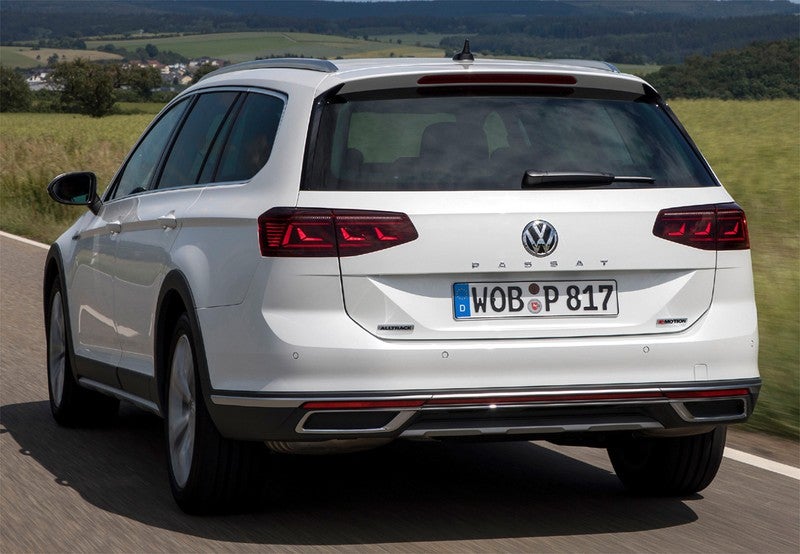 VOLKSWAGEN Passat Alltrack